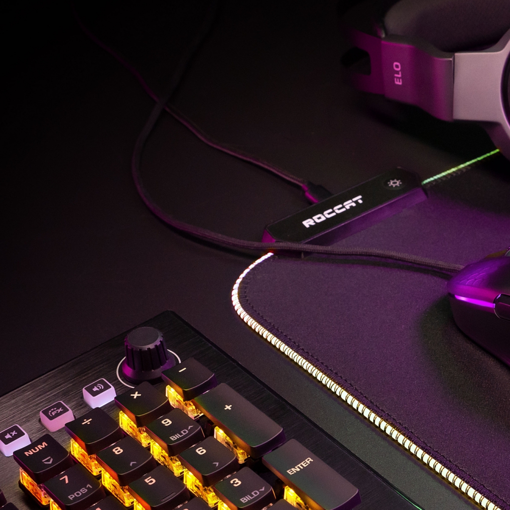 Souris gaming sans fil Kone Pro - Blanc Souris gaming sans fil Kone Pro - Blanc